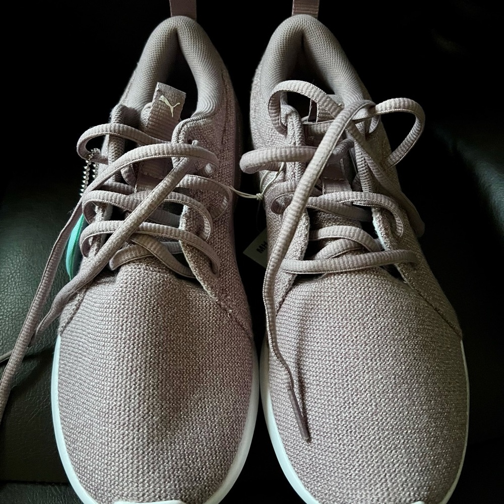 Puma Soft Foam Carson 2 Knit Running Shoes in Women’s size 6.5 NEW